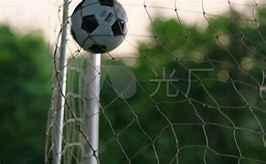 纽皮奥利雅逆转金图拉多，威廉进球得分的简单介绍