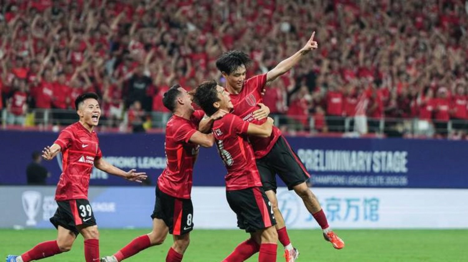 申花客场战平建业，难分胜负