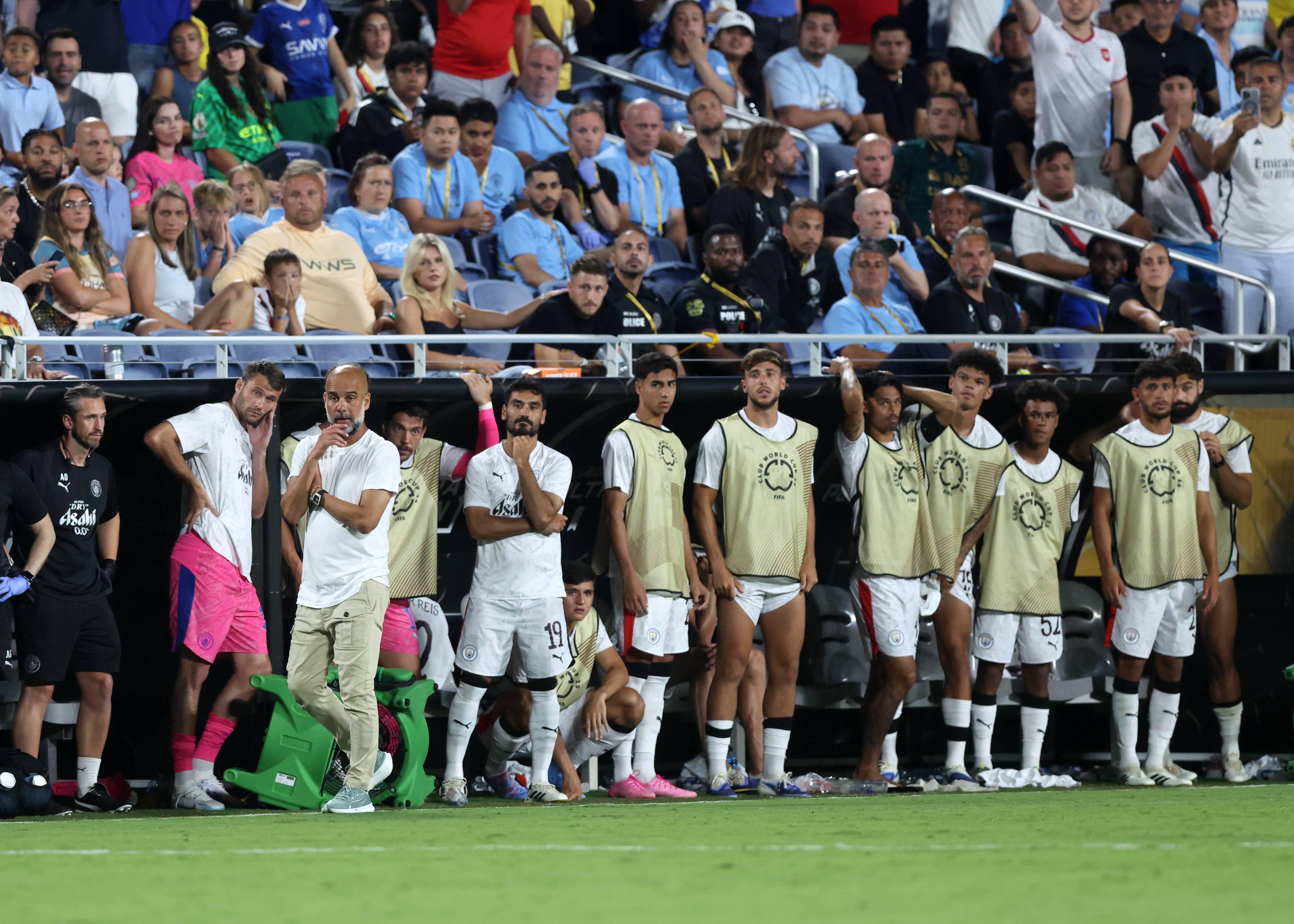 曼城全队受挫，难逃淘汰命运的简单介绍