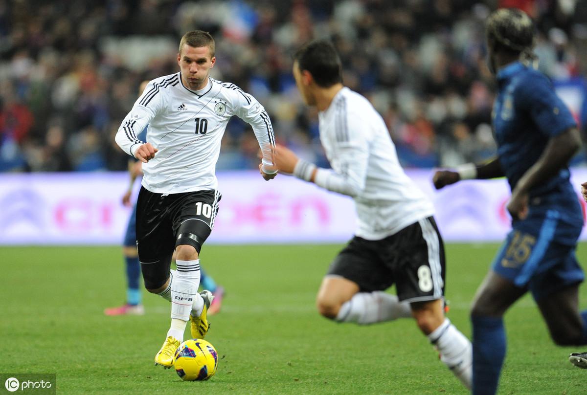 爱游戏在线登录-关于比利时客场战胜爱尔兰，夺得关键晋级权利的信息