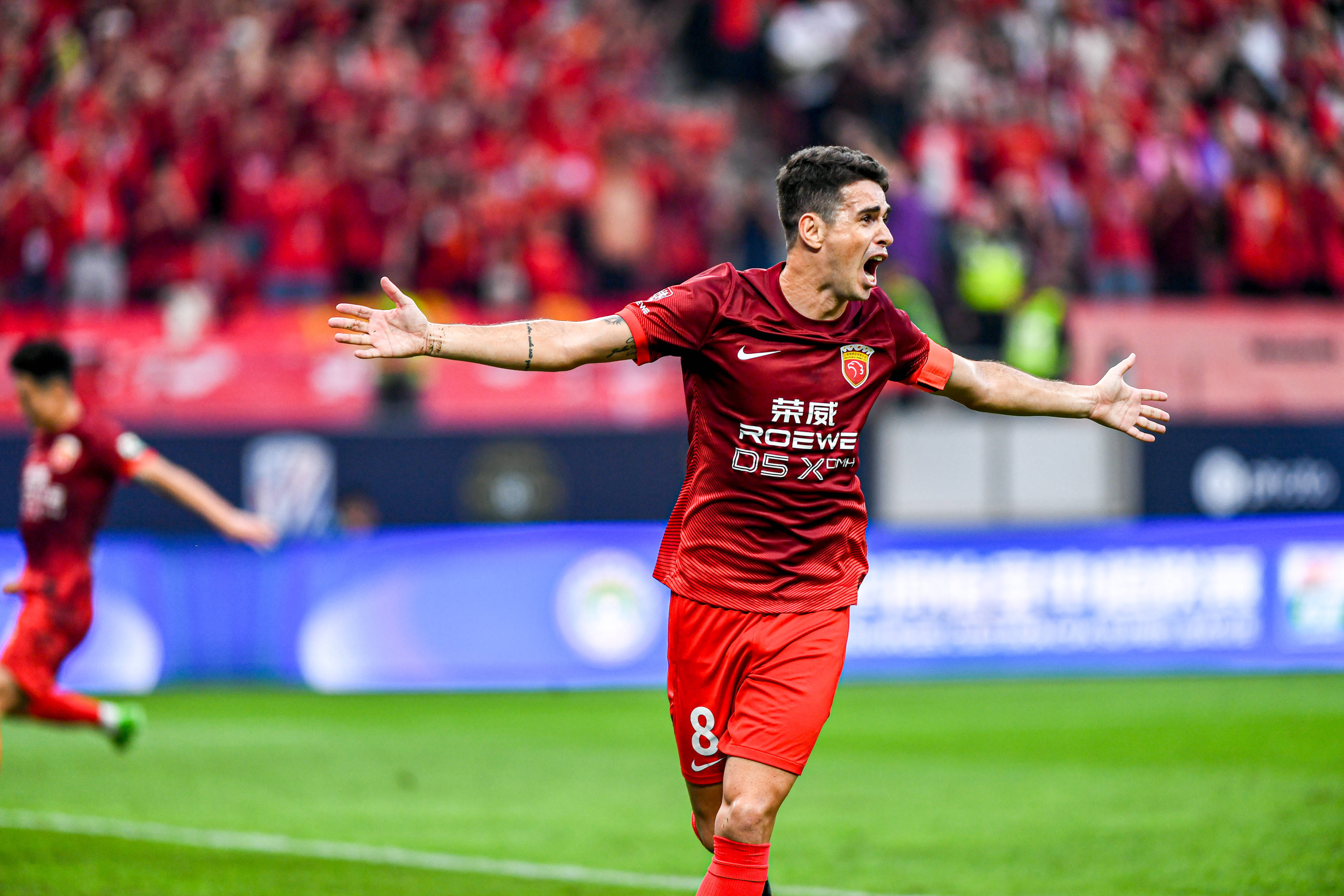 爱游戏官网网页版入口-中超球队争夺联赛冠军，竞争激烈！